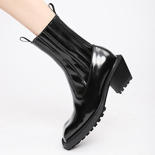 CHELSEA ANKLE BOOTS