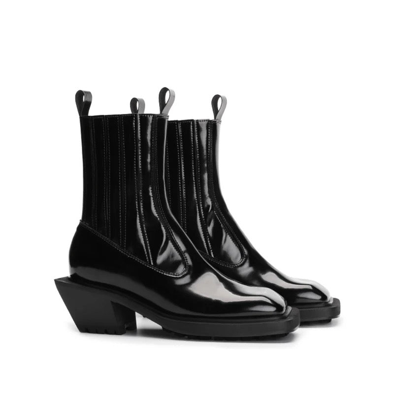 CHELSEA ANKLE BOOTS