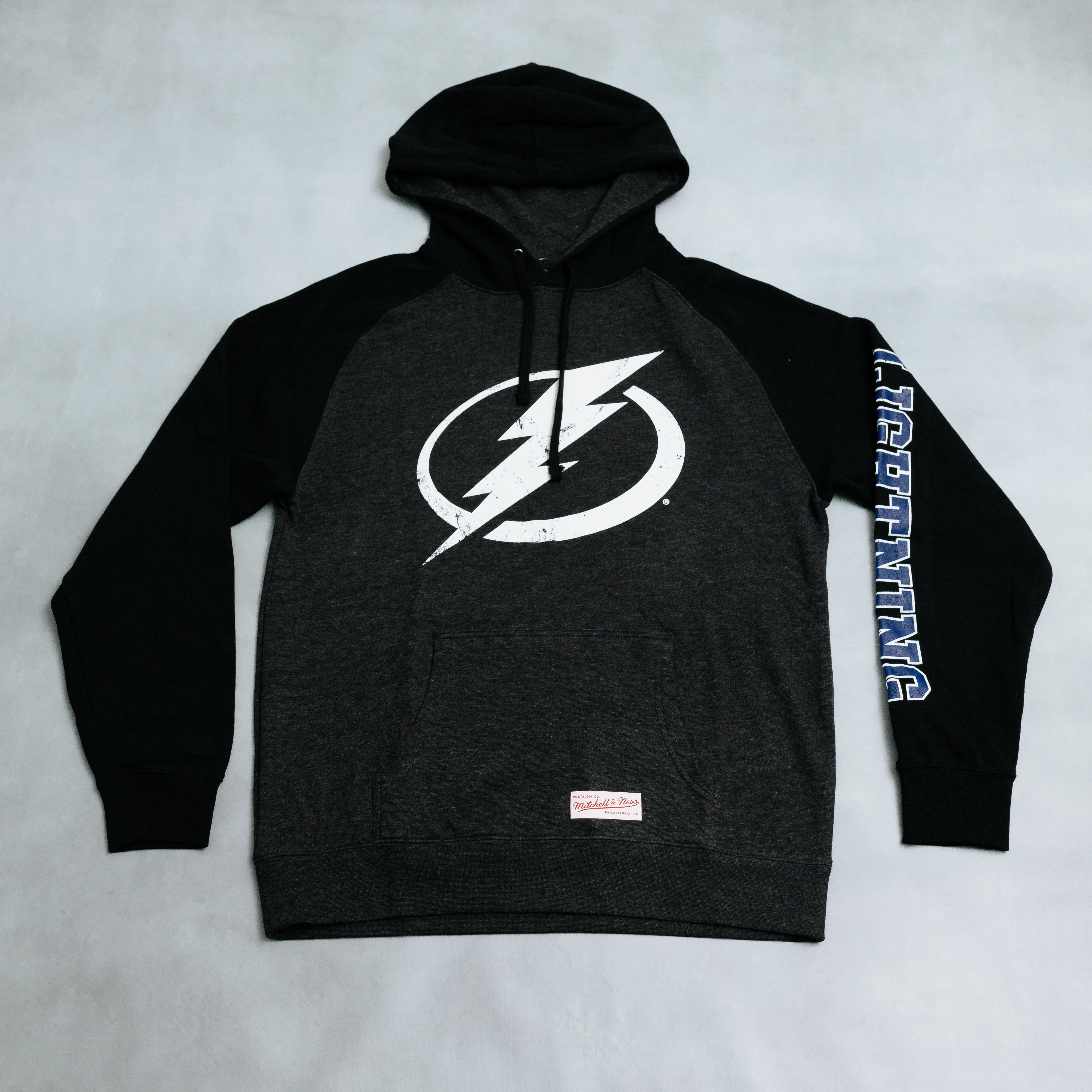 Mitchell & Ness  NHL Tampa Bay Lightning Essential Logo Pullover Hoodie