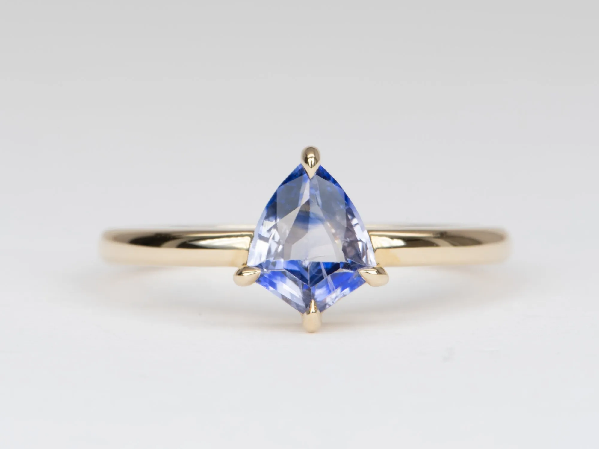 Shield Shape Unique Bi-Color Sapphire Ring 14K Gold R6558