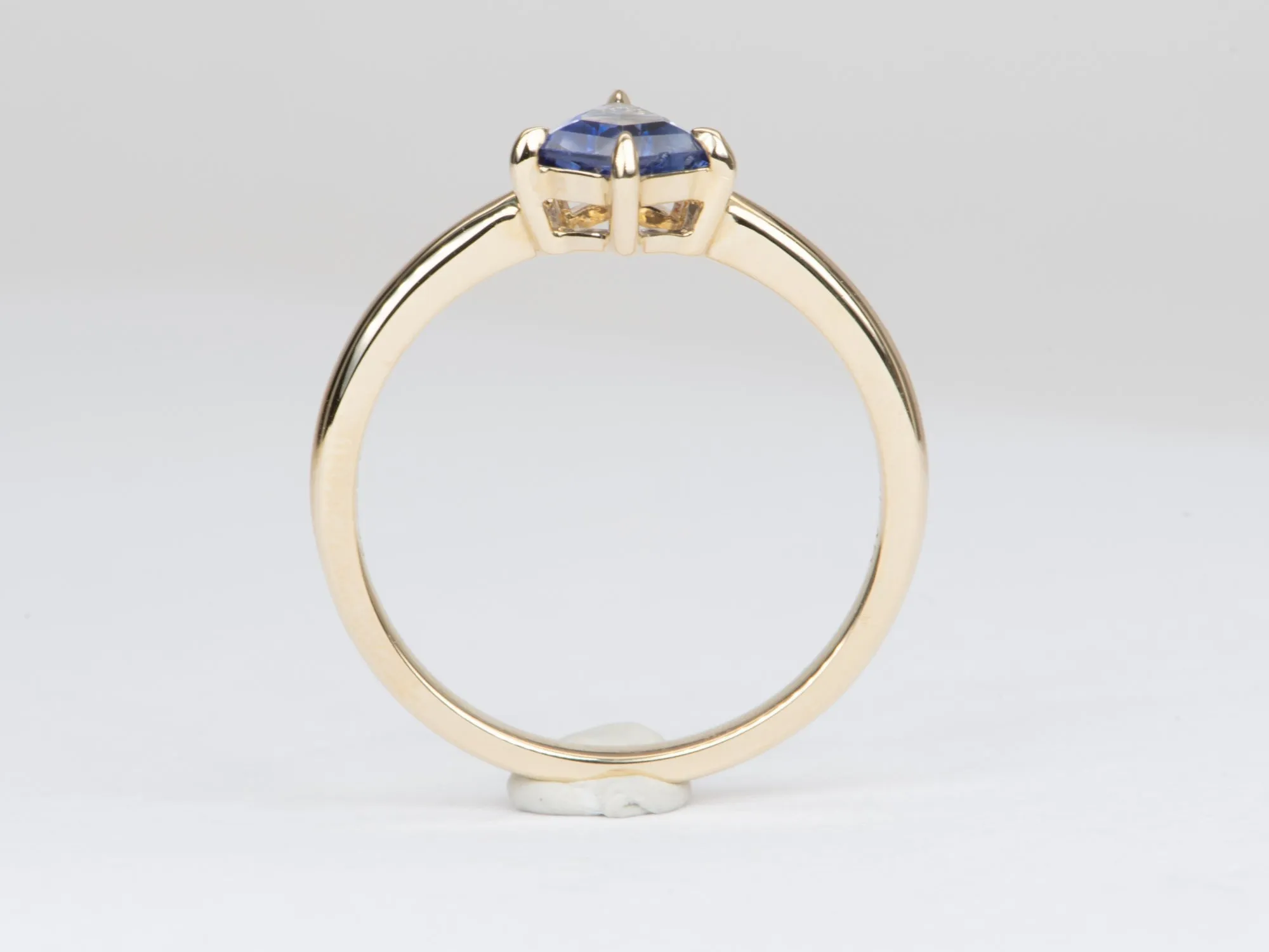 Shield Shape Unique Bi-Color Sapphire Ring 14K Gold R6558