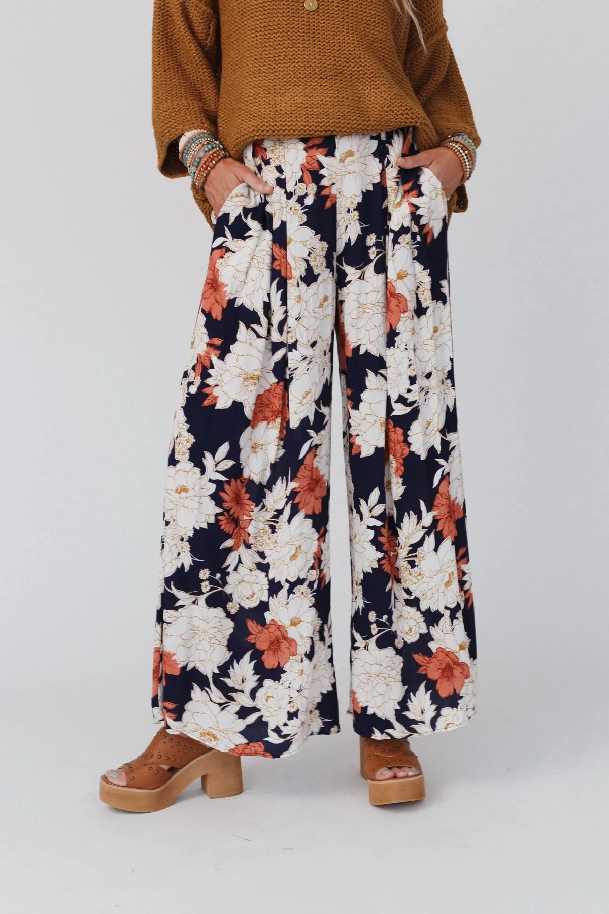 Treasure Floral Wide Leg Pants - Navy