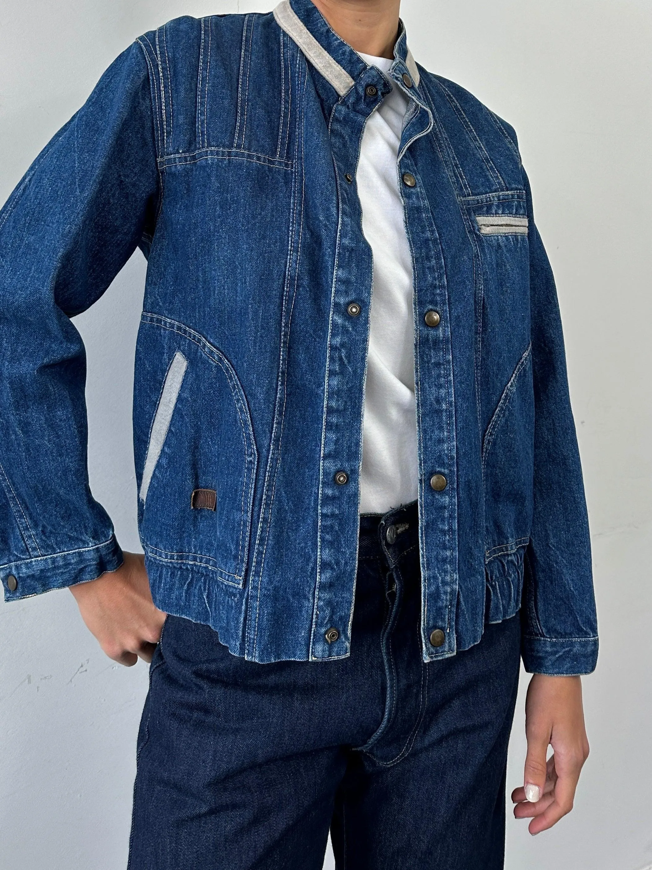 Vintage Contrast Stitch Denim Jacket - S/M